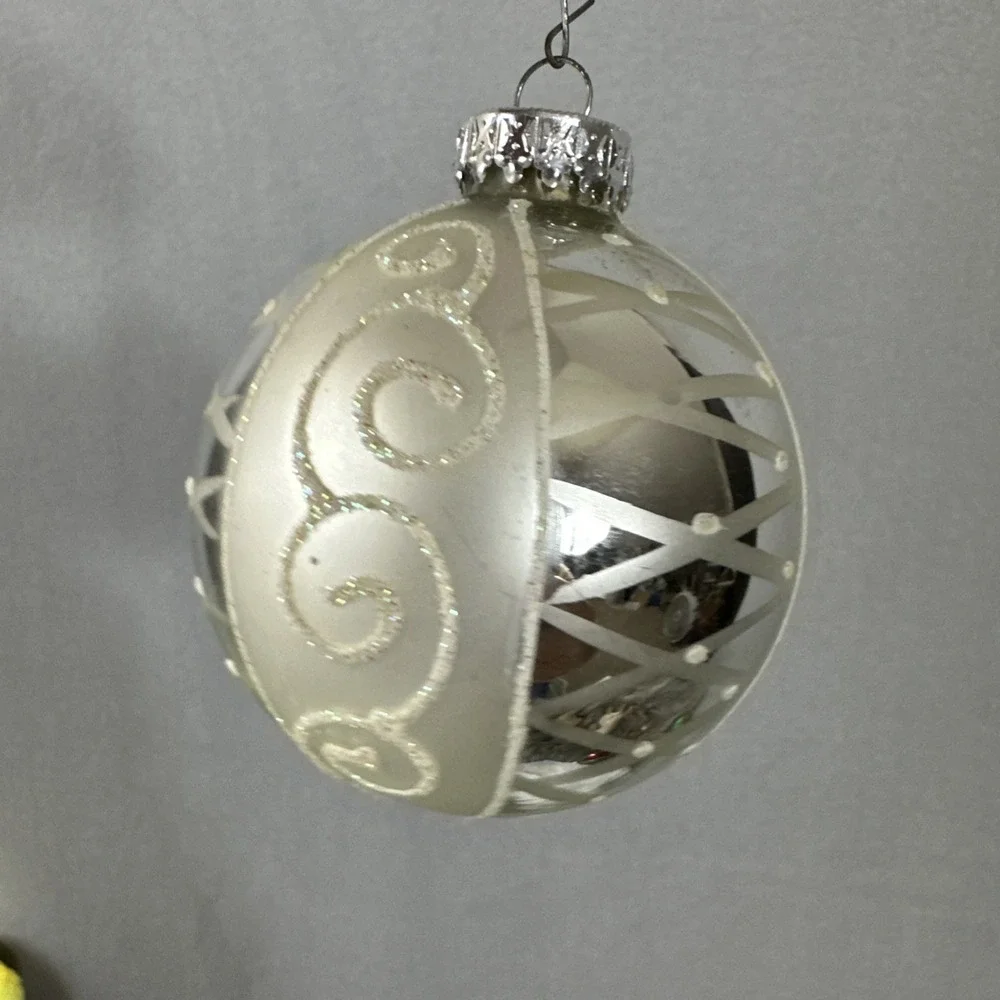 Vintage C & D Hand-Crafted Mercury Glass Christmas Ornament  Silver Glitter